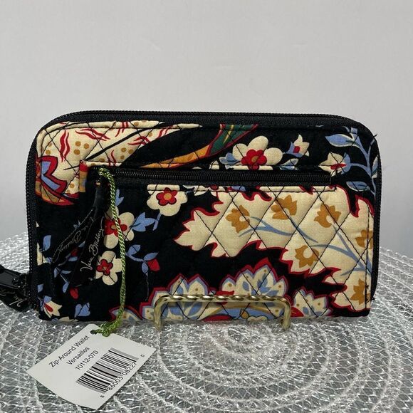 Vera Bradley Zip Around Wallet Versailles NWT - Picture 3 of 7